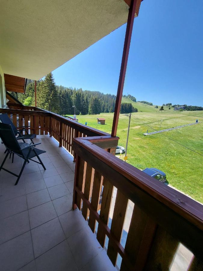 Kamzik Apartment Hill View With Garage Доновалы Экстерьер фото